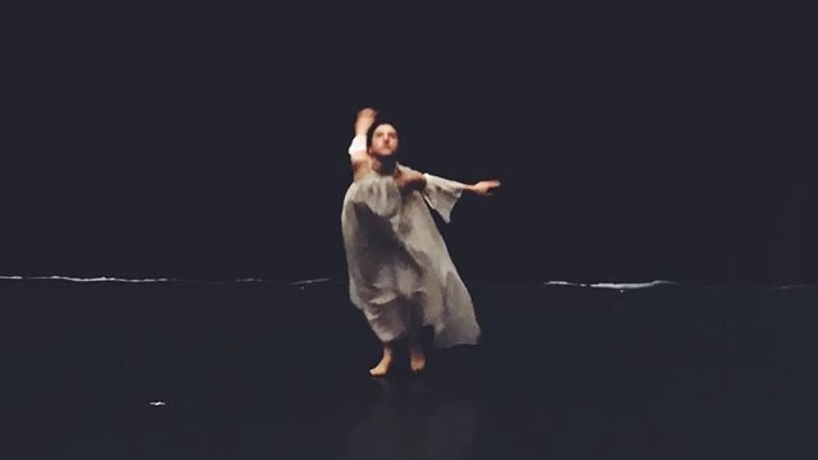 Anna Vomacka Performing Glacial Decoy 