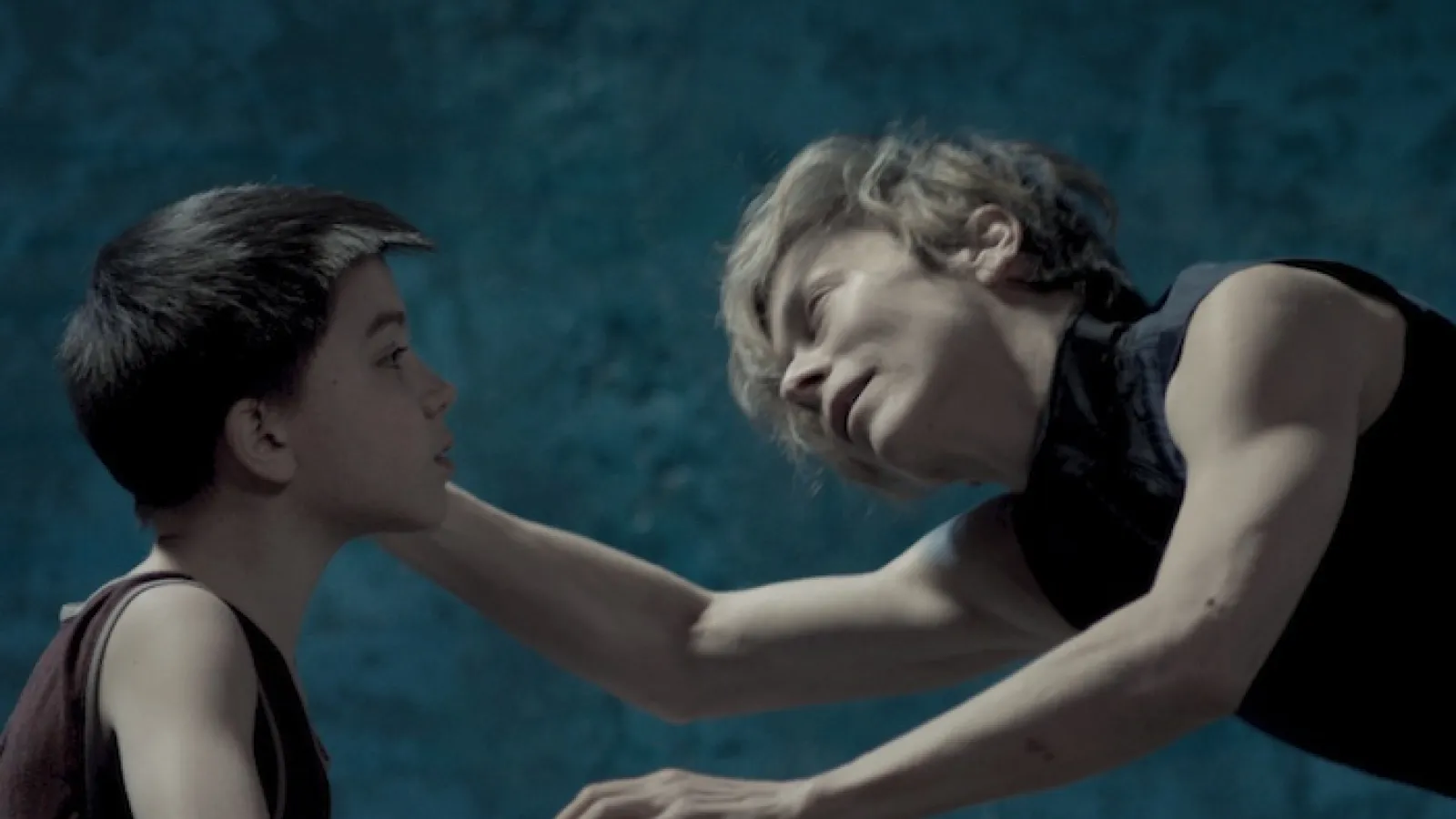 Film still from Off Ground by Boudewijn Koole