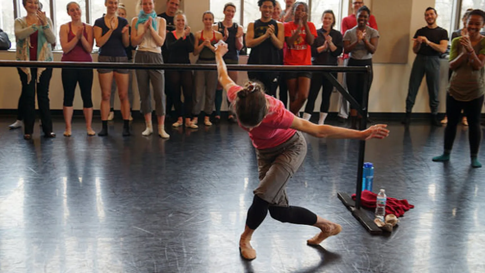 Karen Eliot performs for students.
